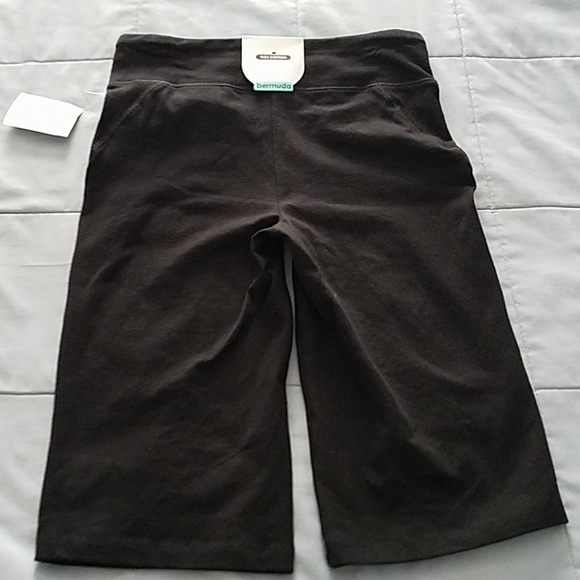 NWTS BERMUDA SPANDEX ATHLETIC WORKOUT SHORTS XS - Picture 3 of 4